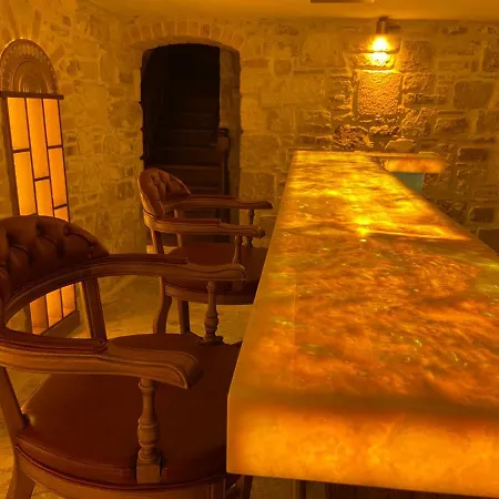 Dionysos 1789 Boutique Hotel