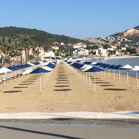 Dionysos 1789 Boutique * Foca