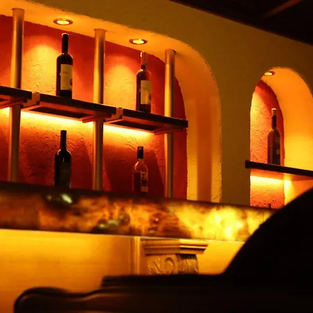 Dionysos 1789 Boutique * Foca