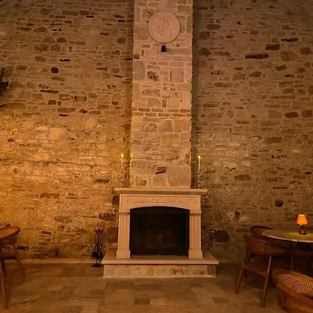 Hotel Dionysos 1789 Boutique *