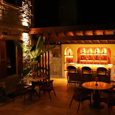 فندق Dionysos 1789 Boutique *