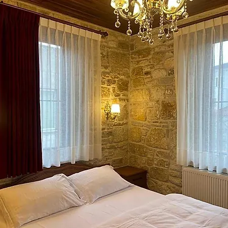 Dionysos 1789 Boutique فندق