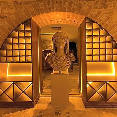 فندق Dionysos 1789 Boutique *