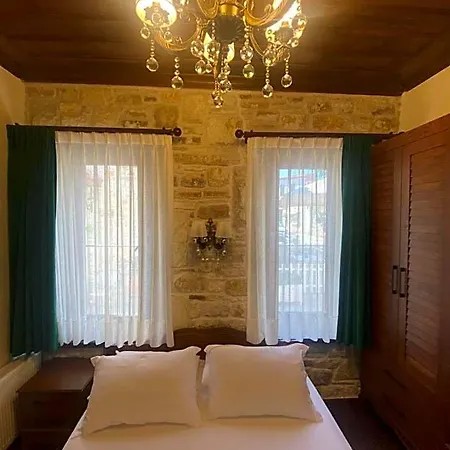 Dionysos 1789 Boutique فندق *