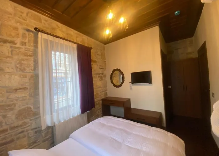 Dionysos 1789 Boutique Hotel Foça