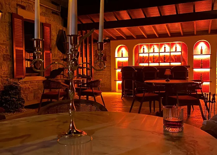 Dionysos 1789 Boutique